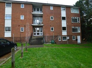 2 Bedroom Apartment For Rent In Slough