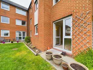 2 bedroom apartment for sale in Belle Vue Road, Bournemouth, BH6