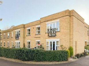 2 Bedroom Apartment For Sale In Chorleywood, Hertfordshire