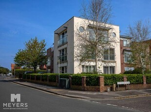 2 bedroom apartment for sale in Ellis House, 1 Seafield Road, Bournemouth, BH6