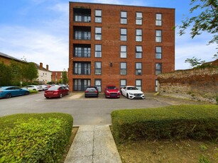 2 bedroom apartment for sale in Friars Orchard, Gloucester, Gloucestershire, GL1