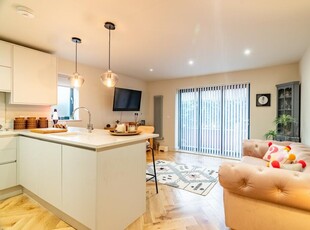2 bedroom apartment for sale in Hatfield Road, St. Albans, Hertfordshire, AL1
