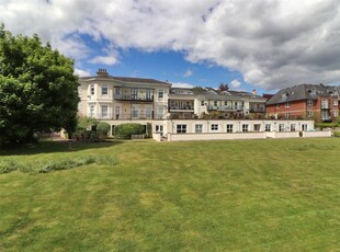 2 bedroom apartment for sale in Parkview, 2 Trinity Close, Tunbridge Wells, Kent, TN2