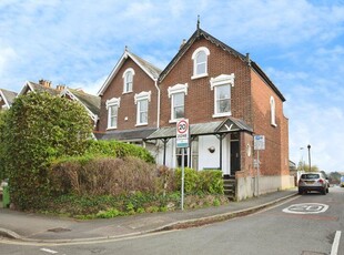 2 bedroom apartment for sale in Polsloe Road, Heavitree, Exeter, EX1