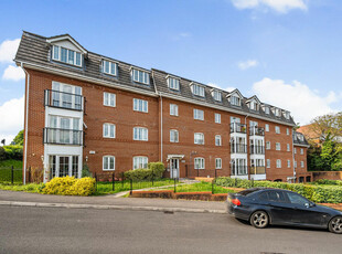 2 bedroom apartment for sale in Ruskin, Henley Road, Caversham, RG4