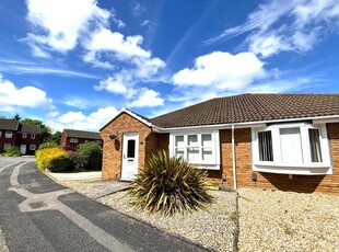 2 bedroom bungalow for sale in West End, Southampton SO18 3LX, SO18