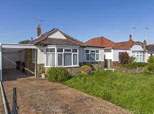 3 bedroom detached bungalow for sale in Crowborough Drive, Goring-By-Sea, BN12