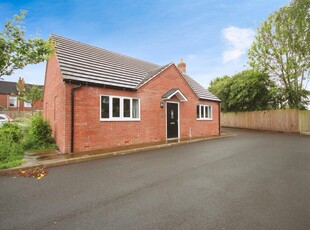 2 bedroom detached bungalow for sale in Parkfield Close, COVENTRY, CV2