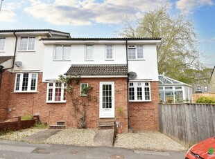 2 bedroom end of terrace house for sale in Gloucester Road, Exeter, EX4