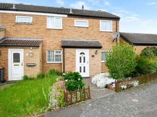 2 bedroom end of terrace house for sale in Hillgrounds Road, Kempston, Bedford, MK42