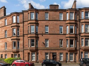 2 bedroom flat for sale in Cathcart Road, Mount Florida, Glasgow, G42