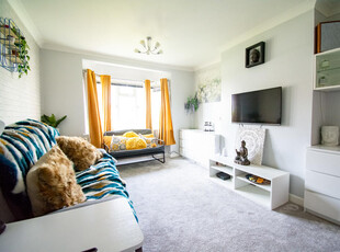 2 bedroom flat for sale in Cecil Court, Bournemouth, Dorset, BH8