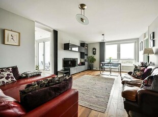 2 Bedroom Flat For Sale In Crabtree Estate, London