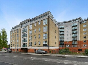 2 bedroom flat for sale in Flat , Vista Court, Pooleys Yard, Ipswich, IP2