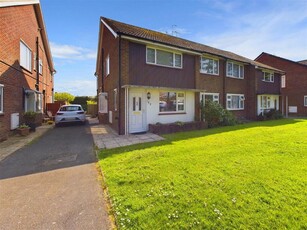 2 bedroom flat for sale in Goring Road, Goring-by-Sea, Worthing, BN12