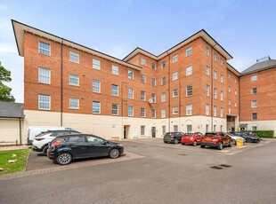 2 bedroom flat for sale in Nr To Gloucestershire Royal Hospital, GL1