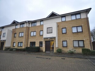2 bedroom flat for sale in Oasis Court, Chelmsford, Essex, CM2