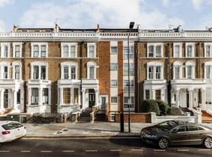 2 bedroom flat for sale in Sinclair Road, West Kensington, W14