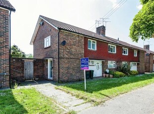 2 Bedroom Maisonette For Sale In Crawley, West Sussex