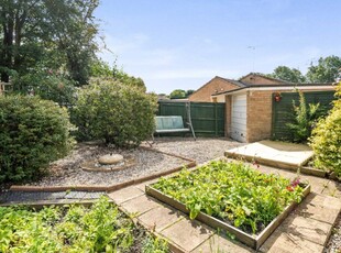 2 bedroom semi-detached bungalow for sale in 11 Symonds, Freshbrook, Swindon, SN5