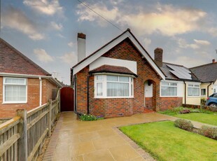 2 bedroom semi-detached bungalow for sale in The Plantation, Worthing, BN13