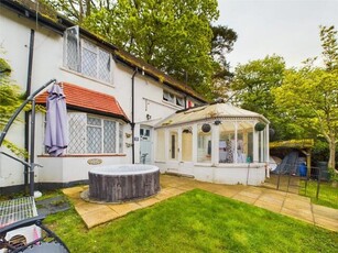 2 Bedroom Semi-detached House For Sale In Bournemouth