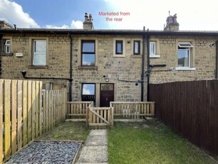 2 bedroom terraced house for sale in Caldercliffe Road, Berry Brow, Huddersfield, HD4