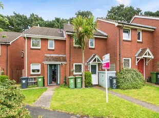 2 bedroom terraced house for sale in Duddon Close, West End, Southampton, SO18