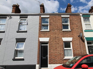 2 bedroom terraced house for sale in Oxford Street Exeter EX2