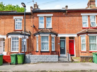 2 bedroom terraced house for sale in Woodside Road, Southampton, SO17