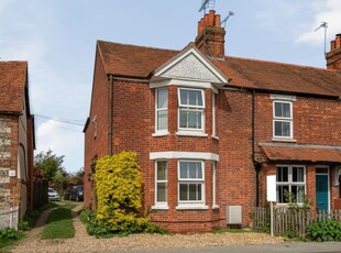 3 Bed Cottage For Sale in Brook Street, Benson, OX10 - 5393269