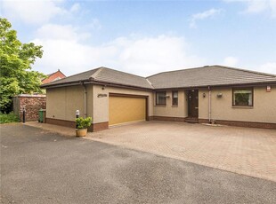 3 bed detached bungalow for sale in Leven