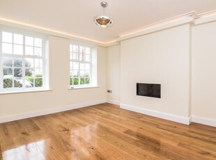 3 Bed Flat/Apartment To Rent in Richmond Hill Court, Surrey, TW10 - 531