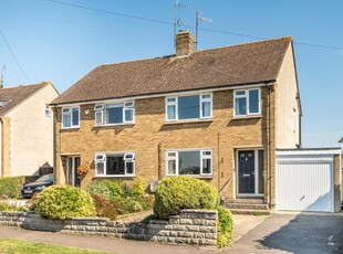 3 Bed House For Sale in Orchard Way, Witney, OX28 - 5157965