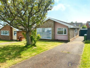 3 bedroom bungalow for sale in Sycamore Close, Eastbourne, East Sussex, BN22