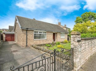 3 bedroom detached bungalow for sale in High Street, Conisbrough, Doncaster, DN12