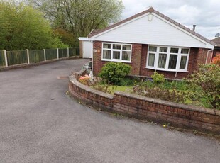 3 bedroom detached bungalow for sale in Selbourne Drive, Packmoor, Stoke-On-Trent, ST6