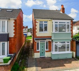 3 bedroom detached house for sale in Allcot Road, Copnor, Portsmouth, Hampshire, PO3