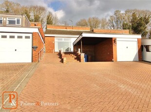 3 bedroom detached house for sale in Furness Close, Ipswich, Suffolk, IP2