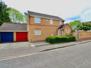 3 bedroom detached house for sale in Glencoe Way, Orton Southgate, Peterborough, PE2