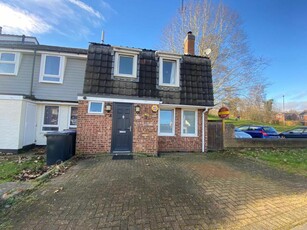 3 bedroom end of terrace house for sale in Mortar Pit Road, Rectory Farm, Northampton NN3 5BL, NN3