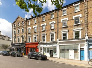 3 bedroom flat for sale in Regents Park Road, Primrose Hill, London, NW1
