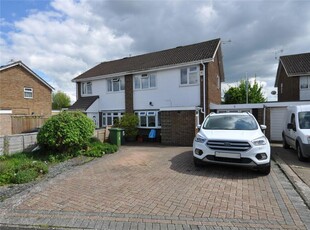 4 bedroom semi-detached house for sale in Beresford Close, Swindon, Wiltshire, SN3