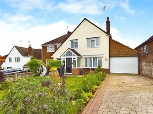 3 bedroom semi-detached house for sale in Brooksby Road, Tilehurst, Reading, RG31