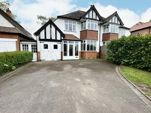 3 bedroom semi-detached house for sale in Dove House Lane, Solihull, B91