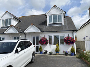3 Bedroom Semi-detached House For Sale In Hayle