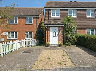 3 bedroom semi-detached house for sale in Holmes Close, Netley Abbey, SO31