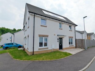 3 bedroom semi-detached house for sale in Lapwing Drive, Cambuslang, G72