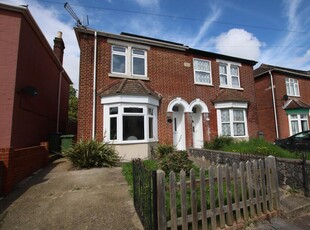 3 bedroom semi-detached house for sale in Mayfield Road, Swaythling, Southampton, SO17