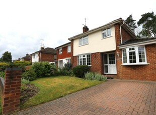3 bedroom semi-detached house for sale in Nightingale Road, Woodley, RG5